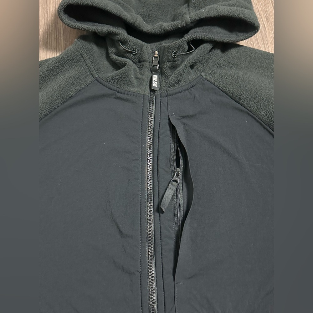 Nike SB Fleece Full Zip Jacket - Picture 3 of 9